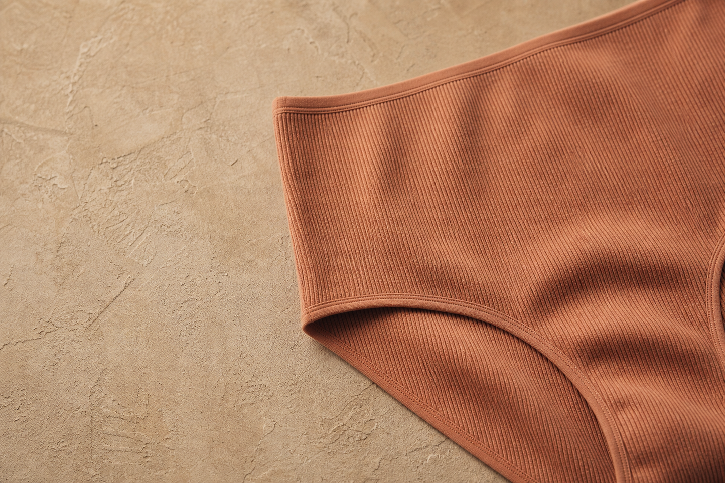 High-waist Brief lifestyle